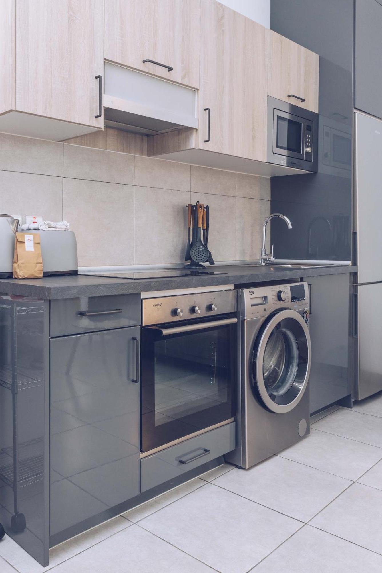 2Br And 2Ba In The Zoko Cozy And Convenient Apartment Gibraltar Exterior photo